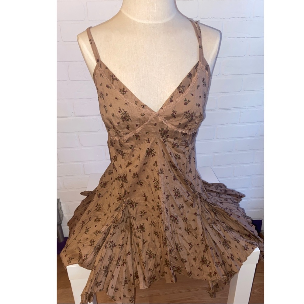 Hazel Adjustable Strap Shirt